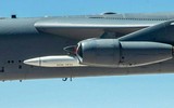 ‘Pháo đài bay’ B-52 Mỹ phóng thành công tên lửa siêu vượt âm AGM-183A