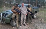 Súng trường tấn công bullpup hiện đại nhất thế giới F2000 tham chiến tại Ukraine
