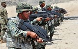 Súng trường tấn công bullpup hiện đại nhất thế giới F2000 tham chiến tại Ukraine