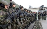 Súng trường tấn công bullpup hiện đại nhất thế giới F2000 tham chiến tại Ukraine
