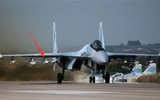'Chiến thần' Su-35S Nga bắn liền ba tên lửa R-77 về phía chiến đấu cơ Ukraine