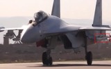 'Chiến thần' Su-35S Nga bắn liền ba tên lửa R-77 về phía chiến đấu cơ Ukraine
