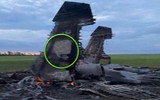 Su-27 Ukraine bị Nga bắn cháy ngay thời điểm ông Zelensky thăm chiến tuyến miền Đông