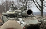 Đoàn chiến tăng T-80BVM Ukraine thu được của Nga được tung vào tham chiến