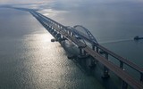Tướng Ukraine đe doạ đánh sập cầu nối Crimea, phía Nga ‘cười nhạt’