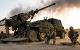 Ngay sau khi tới Kiev, Tổng thống Pháp liền tăng viện thêm pháo tự hành CAESAR cho Ukraine