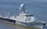 Khinh hạm Buyan-M mang tên lửa Kalibr Nga bị pháo phản lực BM-21 Ukraine bắn trọng thương?