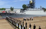 Khinh hạm Buyan-M mang tên lửa Kalibr Nga bị pháo phản lực BM-21 Ukraine bắn trọng thương?