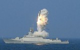 Khinh hạm Buyan-M mang tên lửa Kalibr Nga bị pháo phản lực BM-21 Ukraine bắn trọng thương?