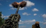 Cận cảnh 15 siêu pháo M777 mới tinh Mỹ vừa chuyển tới Ukraine liền bị Nga phá hủy