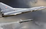 Khoảnh khắc tên lửa Kh-22 Nga lao xuống thành phố miền trung Ukraine