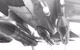 Khoảnh khắc tên lửa Kh-22 Nga lao xuống thành phố miền trung Ukraine