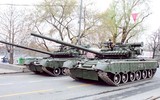Nổ kho đạn, xe tăng T-80BV bị phá hủy hoàn toàn tại chiến trường Ukraine