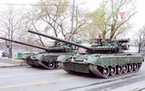 Nổ kho đạn, xe tăng T-80BV bị phá hủy hoàn toàn tại chiến trường Ukraine