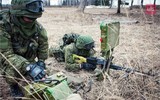 Lính Nga dùng súng máy PKM bắn nổ xe phóng tên lửa S-300 Ukraine