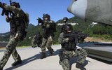 Latvia khôi phục nghĩa vụ quân sự giữa căng thẳng với Nga