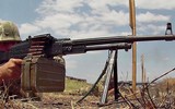 Lính Nga dùng súng máy PKM bắn nổ xe phóng tên lửa S-300 Ukraine