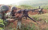 Lính Nga dùng súng máy PKM bắn nổ xe phóng tên lửa S-300 Ukraine