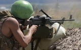 Lính Nga dùng súng máy PKM bắn nổ xe phóng tên lửa S-300 Ukraine