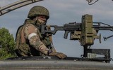 Lính Nga dùng súng máy PKM bắn nổ xe phóng tên lửa S-300 Ukraine