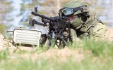 Lính Nga dùng súng máy PKM bắn nổ xe phóng tên lửa S-300 Ukraine