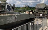 Vì sao xe tăng T-90A Nga bất ngờ xuất hiện tại thủ đô của Czech?