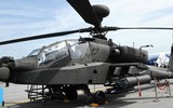 Trực thăng AH-64 Apache bắt chước động tác khó của Ka-52 Nga và... rơi xuống hồ