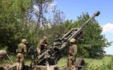 Phe ly khai Ukraine trưng bày ‘chiến lợi phẩm’ lựu pháo M777 Mỹ