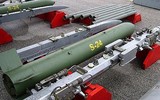 Ukraine tung rocket khổng lồ từ thời Liên Xô vào tập kích quân đội Nga