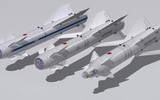 Nga đăng video tiêm kích bom Su-34 phóng tên lửa Kh-29 tấn công kho đạn Ukraine