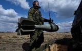 Siêu cối tự hành 2S4 có thể bắn đạn hạt nhân của Nga hủy diệt công sự Ukraine