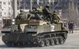 Đoàn chiến tăng quốc bảo T-80BV của Ukraine rầm rập tiến về Kherson