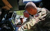 Tên lửa S-300 Nga không đánh chặn được mà còn bị pháo HIMARS Ukraine tiêu diệt?