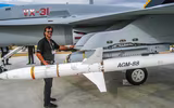 Ukraine được Mỹ bí mật tuồn 'sát thủ diệt radar' AGM-88, ‘rồng lửa’ S-300/S400 Nga gặp nguy?