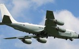 Siêu tiêm kích đánh chặn MiG-31BM Nga lao lên xua đuổi máy bay do thám Anh