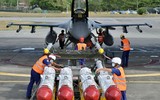 Đài Loan phô diễn tiêm kích tối tân F-16V mua từ Mỹ