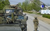 Moscow cáo buộc Ukraine hạ độc lính Nga, Kiev nói do đồ hộp hết hạn