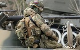 Moscow cáo buộc Ukraine hạ độc lính Nga, Kiev nói do đồ hộp hết hạn