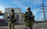 Moscow cáo buộc Ukraine hạ độc lính Nga, Kiev nói do đồ hộp hết hạn