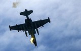 Su-25 Ukraine tung đòn không kích nhắm vào quân Nga trên chiến trường