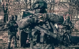 Súng trường tấn công AK-12 - 'bảo bối' của quân Nga trên chiến trường Ukraine