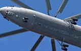 Trực thăng lớn nhất thế giới Mi-26 Nga lập cầu hàng không giải nguy cho Kharkiv?