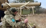 Xe tăng T-72 Nga sống sót sau đòn tấn công từ tên lửa chống tăng Ukraine
