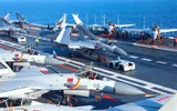 Tiêm kích hạm J-15 Trung Quốc bay áp sát chiến hạm Mỹ
