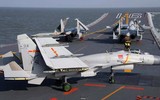 Tiêm kích hạm J-15 Trung Quốc bay áp sát chiến hạm Mỹ