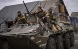Ukraine chọc thủng phòng tuyến của Nga ở Kherson