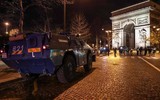 Nga tung hình ảnh thiết giáp VAB Pháp chuyển cho Ukraine trúng mìn tại Kherson