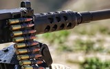 Tại sao Mỹ lại cấp 150 súng máy M2 Browning gắn kính ngắm ảnh nhiệt cho Ukraine?