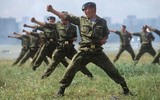 Quân đội Nga điều lực lượng lính dù thiện chiến tới miền Đông Ukraine