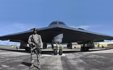 Oanh tạc cơ tàng hình B-2 Mỹ thực hiện 'Voi đi bộ' để phô diễn sức mạnh